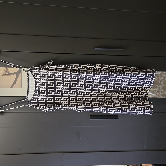 NWOT Peek-a-Boo Side Mini - Picture 2 of 3